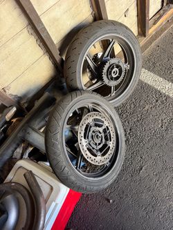 2018 cbr 300rr rims and tires