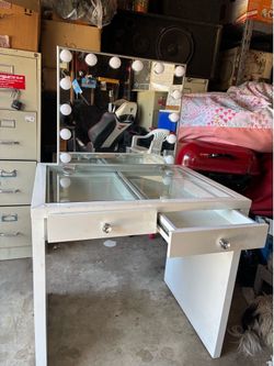 Vanity Desk / Mirror