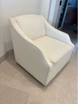 Pottery Barn Ivory Coastal Cream Swivel Chair