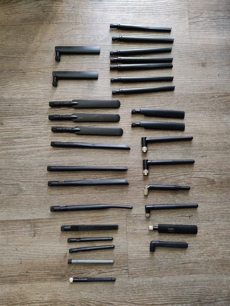 Assorted Router & Modem Antennas For Sale