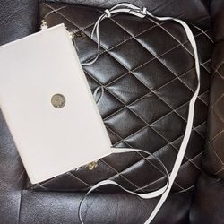 FREE PURSE - BRAND NEW