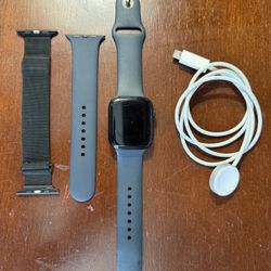 Apple Watch Series 7,  45mm