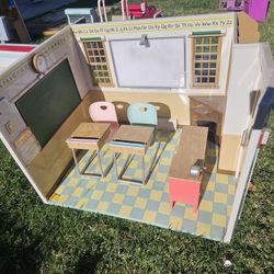 American Girl Doll Classroom (Our Generation) 