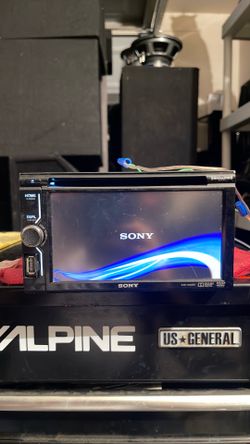 Sony double din Bluetooth xav-602bt for parts or repair