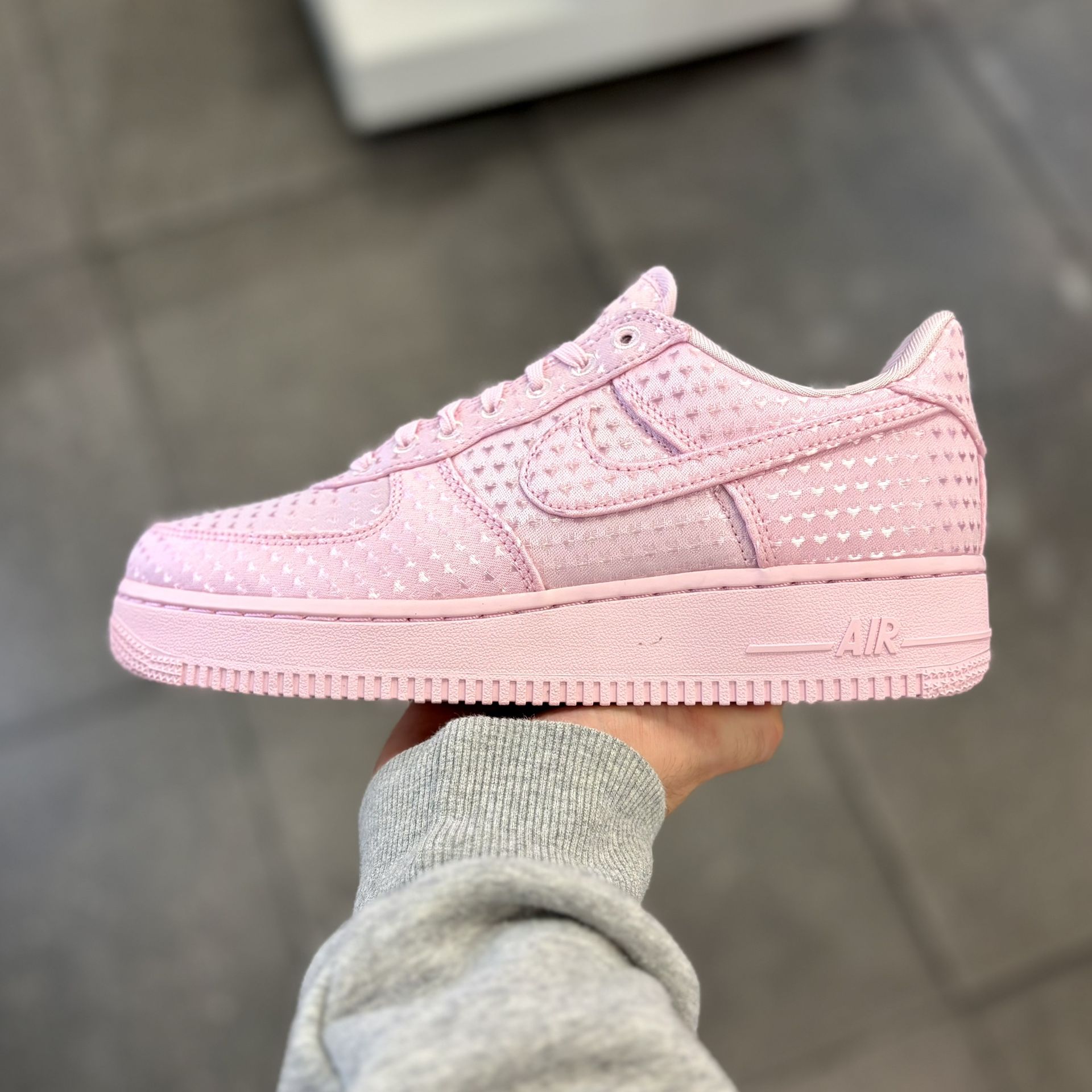 Nike Air Force 1 Low “Valentine’s Day Pink Foam” (W) Sizes 6w / 6.5w / 7w / 7.5w / 8w / 8.5w / 9w IN HAND BRAND NEW