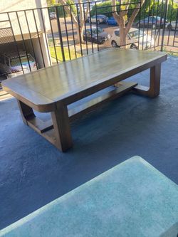 Rectangle cocktail table