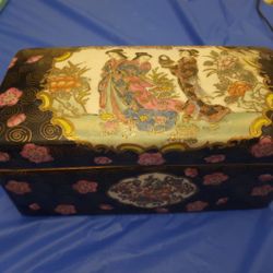 Vintage Asian Porceline And Pottery Hand Painted Trinket Box. 