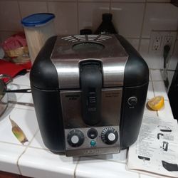Used Once Waring Pro Deep Fryer
