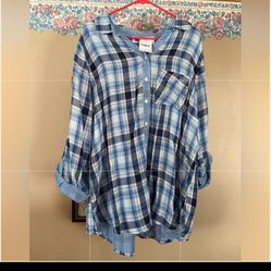 Women’s blue and white plaid blouse. New! Size 1x national brand