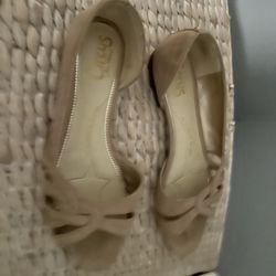 Women's Flats Size 8
