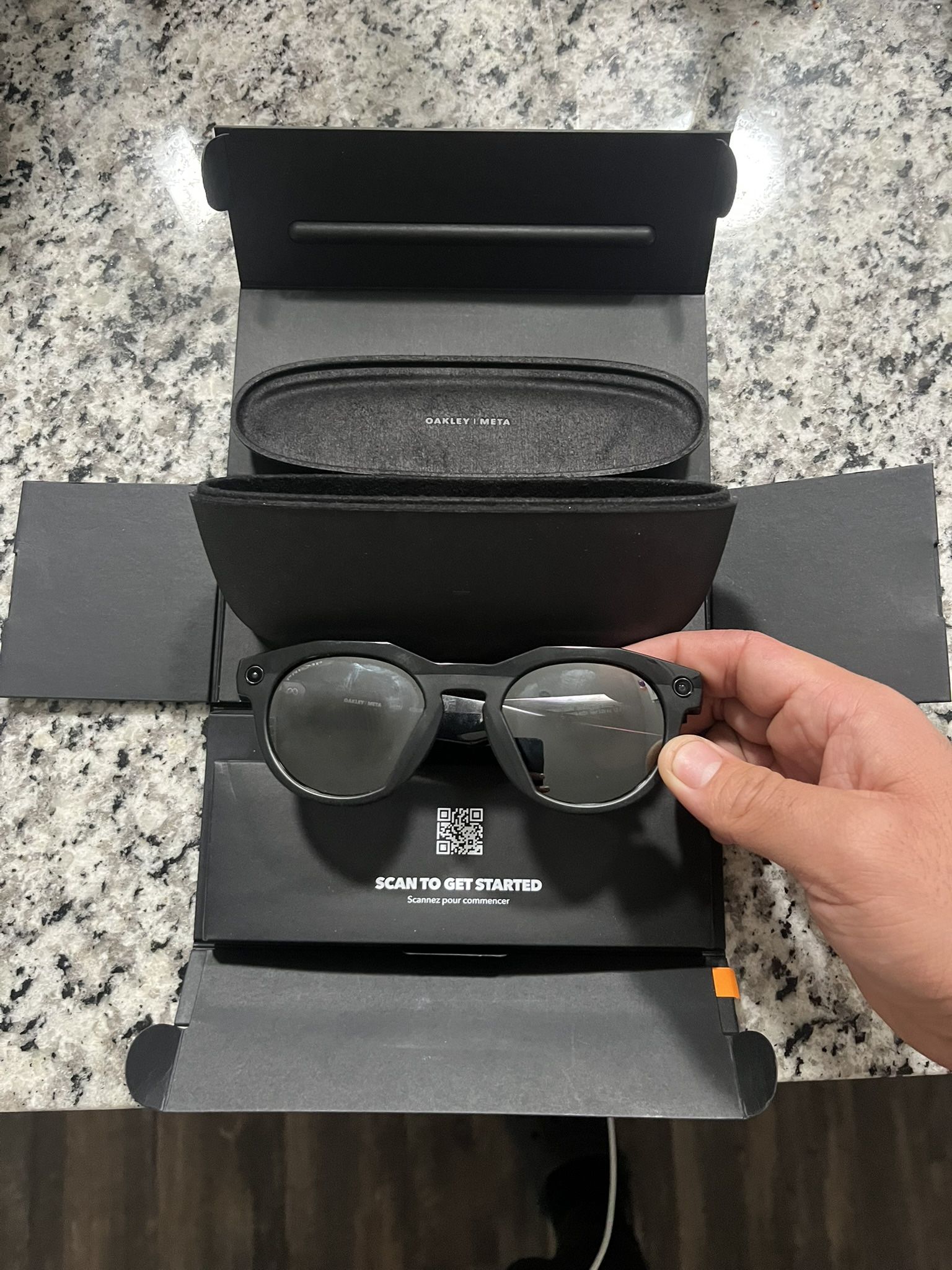 Oakley Meta HSTN