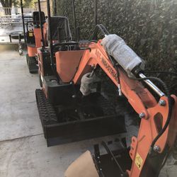 New EXCAVATOR gasoline 