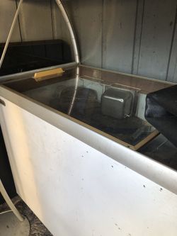 Ice cream fridge working fine