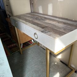 Desk/Vanity