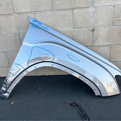 2021-2024 VOLKSWAGEN ATLAS RIGHT PASSENGER SIDE FENDER OEM