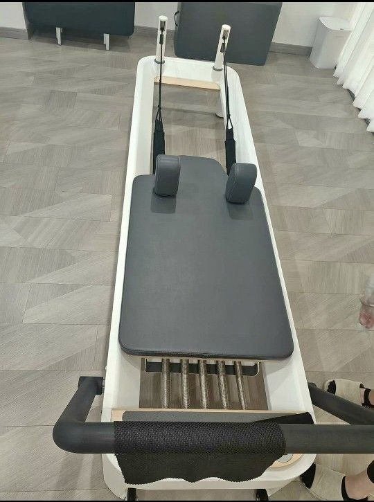 Studio Pilates Reformer