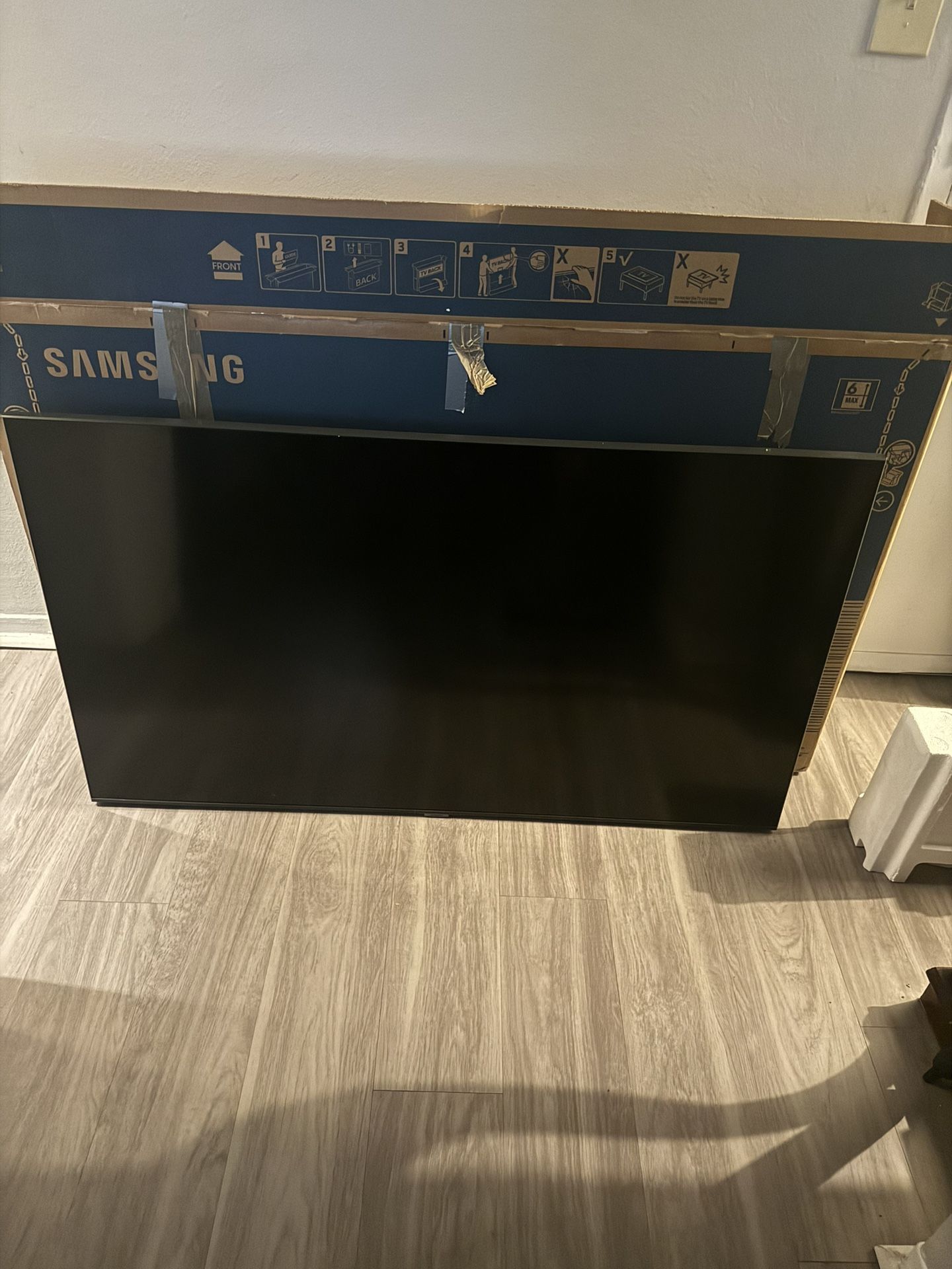 55 Inch Samsung Smart TV