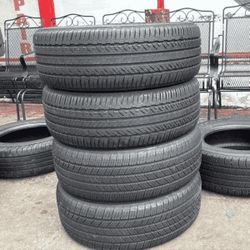 215 55 17 Set of 4 Used Bridgestone Almost New