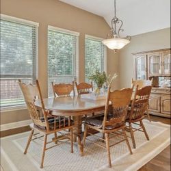 Oak Dining Table Set