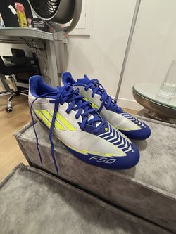Messi’s F50s boots