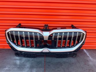 2024-2026 BMW 5-Series 530i 540i G60 Front Upper Air Shatter Grille Oem