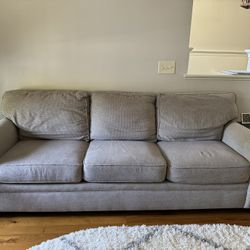 Broyhill Couch And Loveseat 