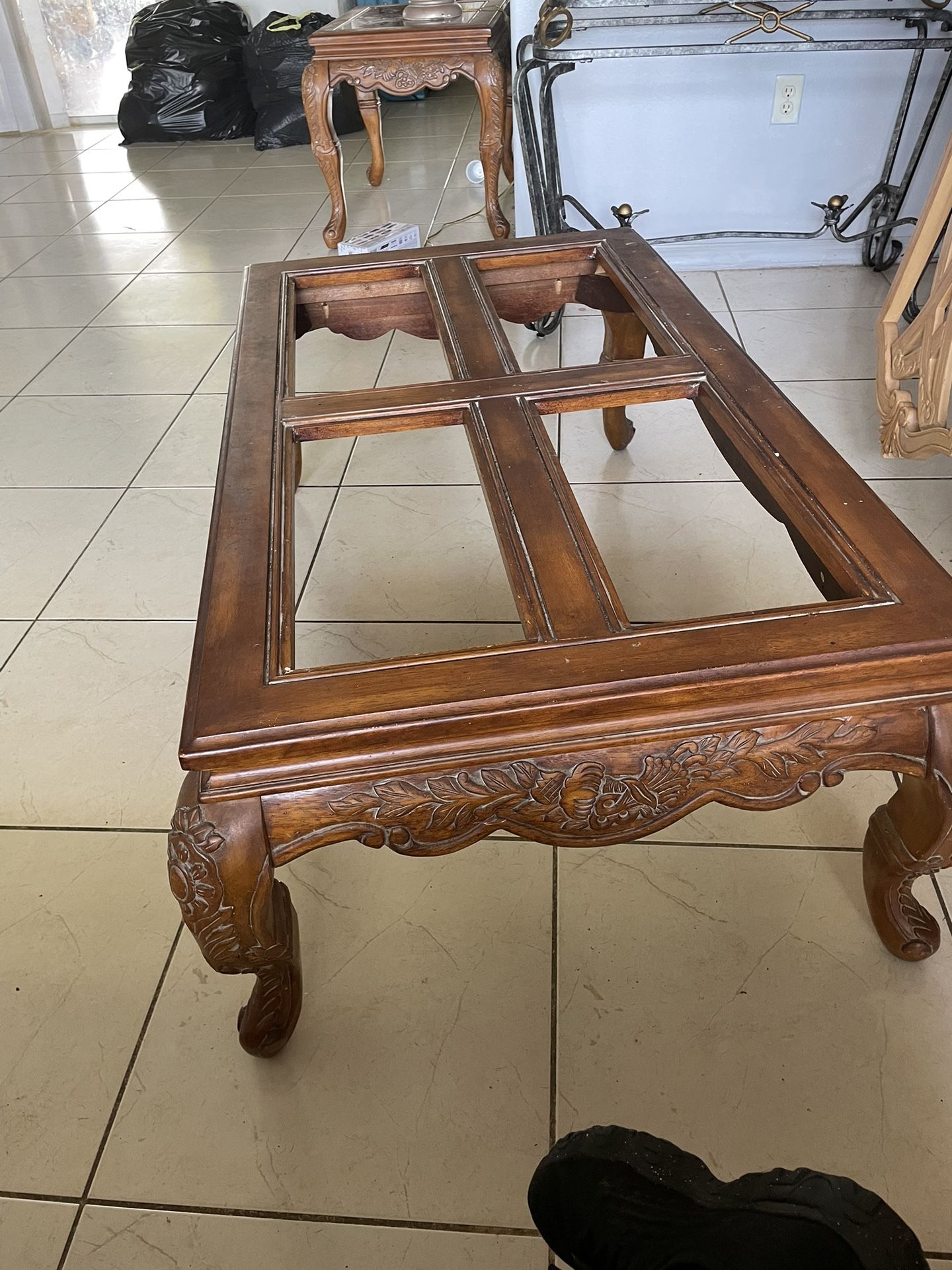 Two Side Tables In The Middle Table