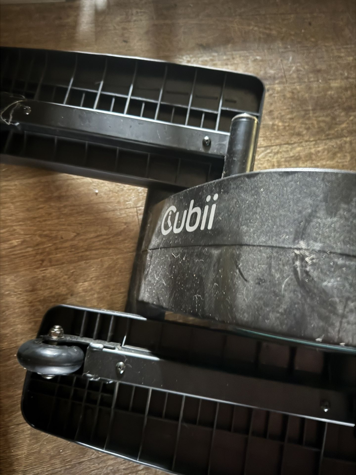 Cubi Exercise Machine