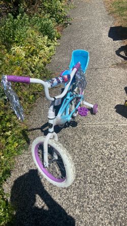 Bicycle like new price 20$. Pick up. E.  Side.  Tacoma