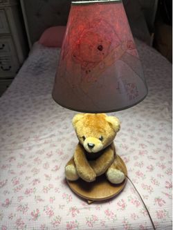 Bear musical lamp
