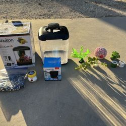 Mini Cube Aquarium Great For A Beta Fish Or Goldfish