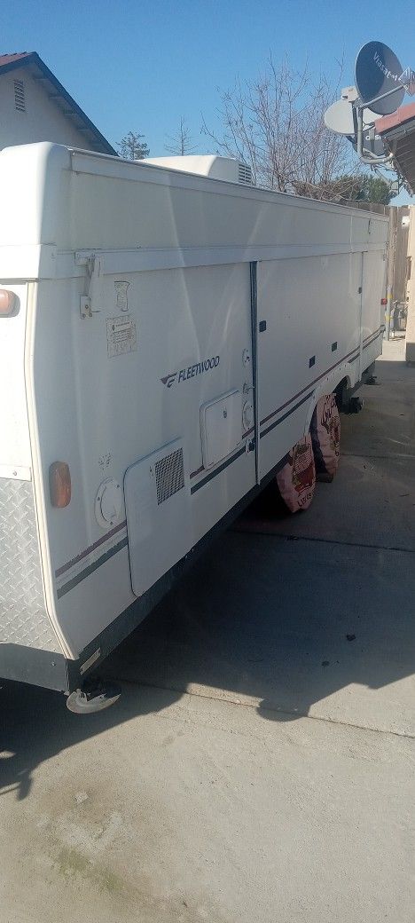 Camper Fleetwood