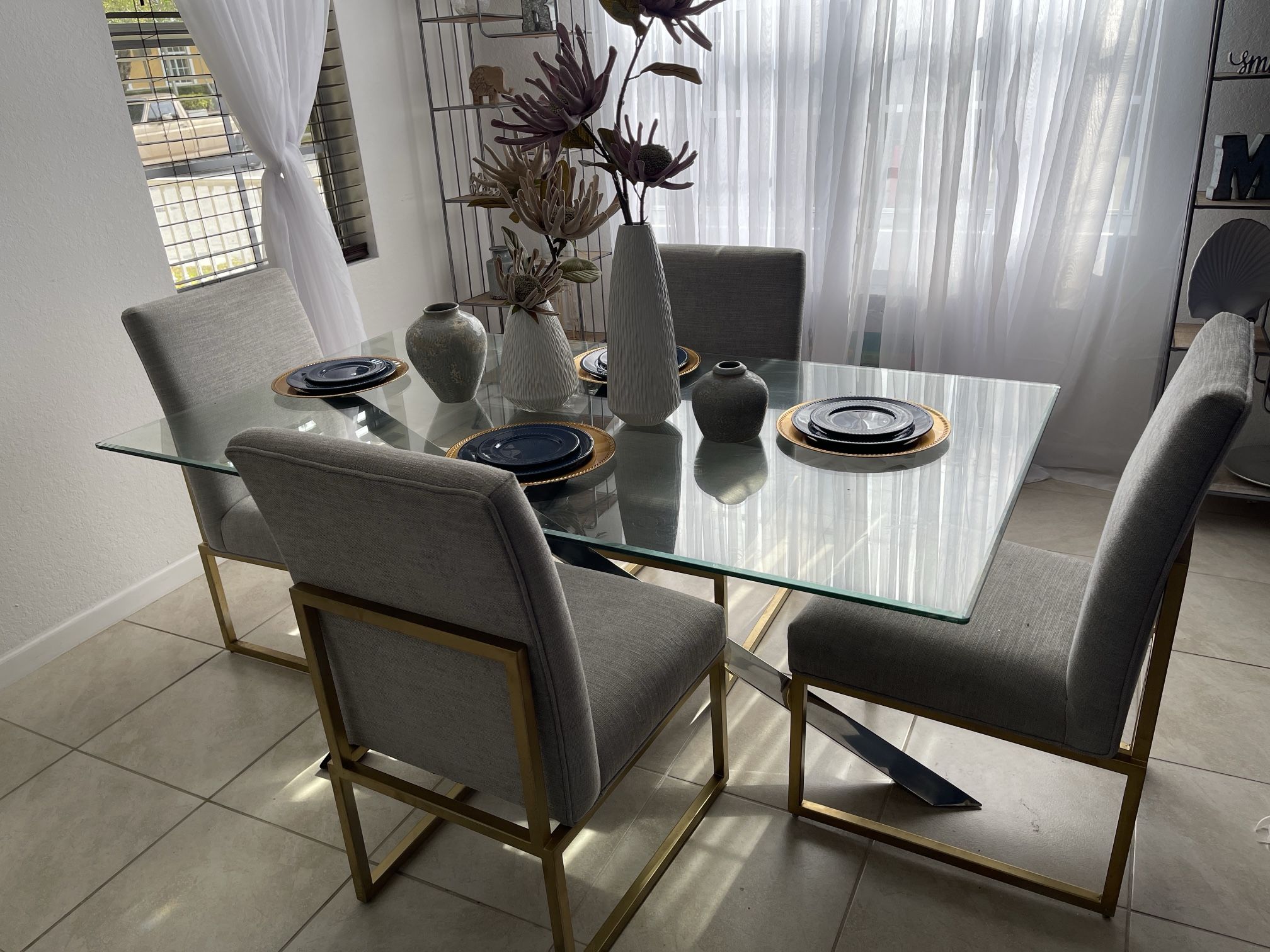 Dining Table With Chairs 