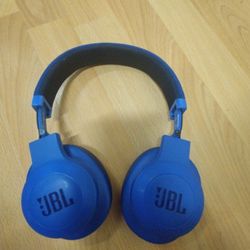 JBL Wireless Over-Ear Headphones  