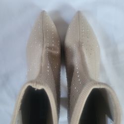 Ladies Tan Slip On Low- Cut Boots