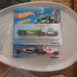 Hot WHEELS 2019 HITCH N' HAUL & Turbo BEAST 