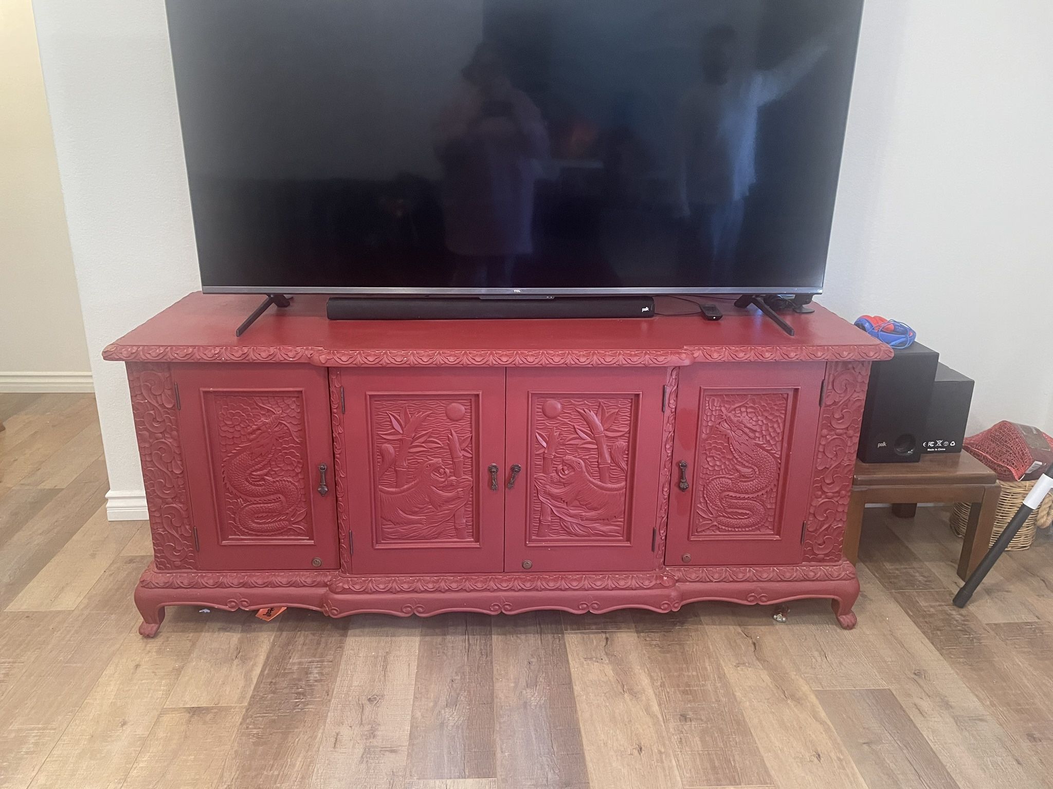 Credenza