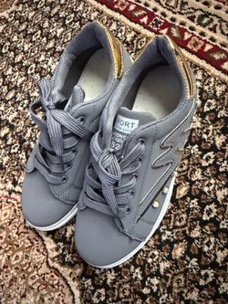 Once used girls shoe size 7