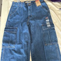 New Levi’s Brand New I’m Cleaning Out Clothes 