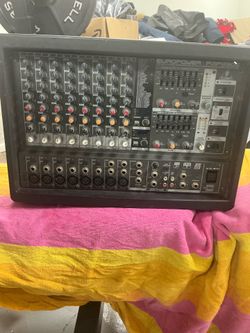 Behringer EUROPOWER PMP1280S Powered Mixer Level 1 Pmp1280S