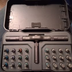 Multipurpose Ratchet Set