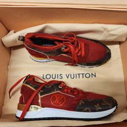 LOUIS VUITTON TENIS SHOES SIZE 8(USA)