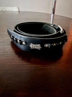 Levy’s leather guitar strap - used, great shape, superior quality leather