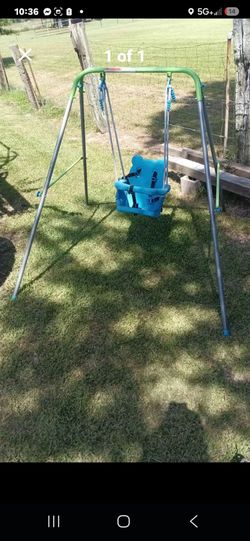 Baby swing