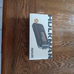 Automobile Jump Starter