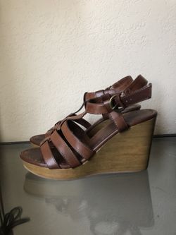 American Eagle Wedges