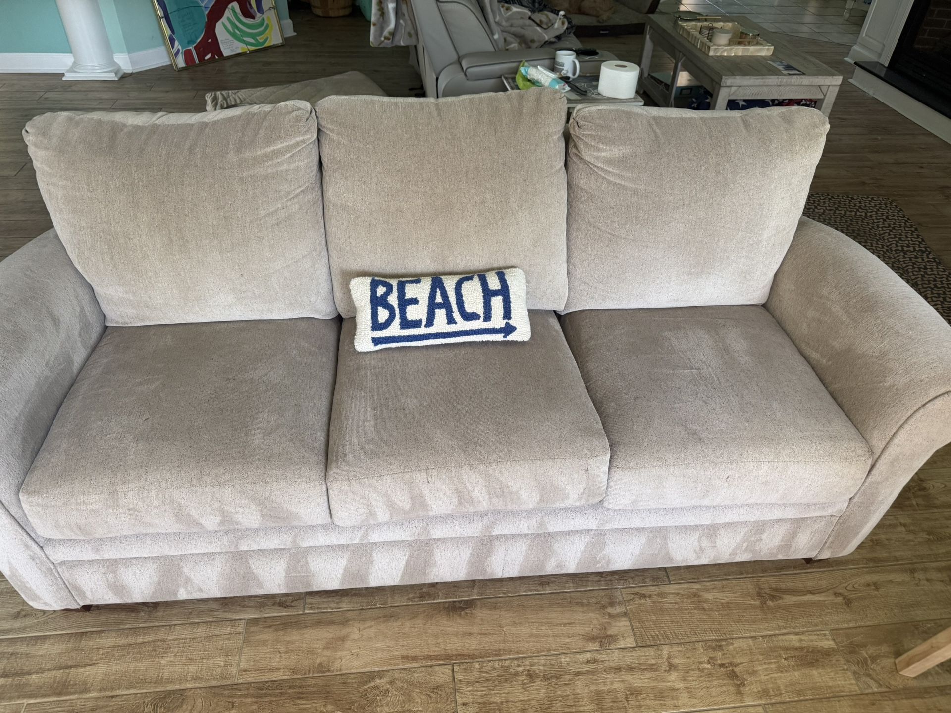 Soft Comfy 3 Pillow Sofa