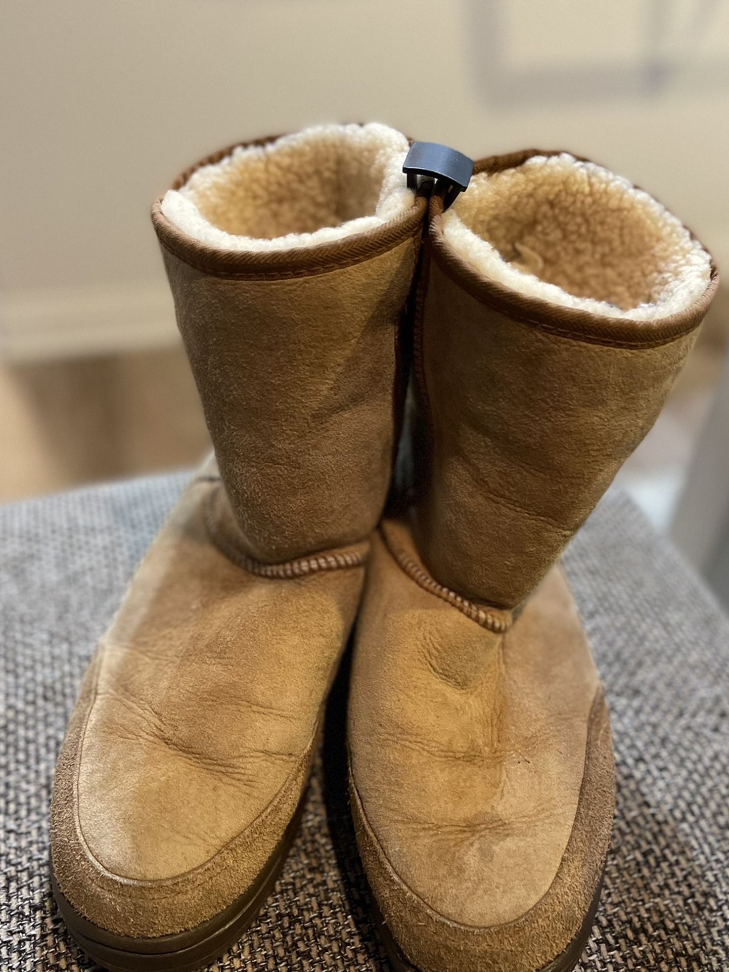 UGG Leather Boots Size 10.5