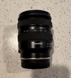 Tamron 20-40mm f/2.8 di iii vxd