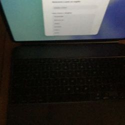 iPad. Pro 13” M4 & MacBook Pro A2338 M5